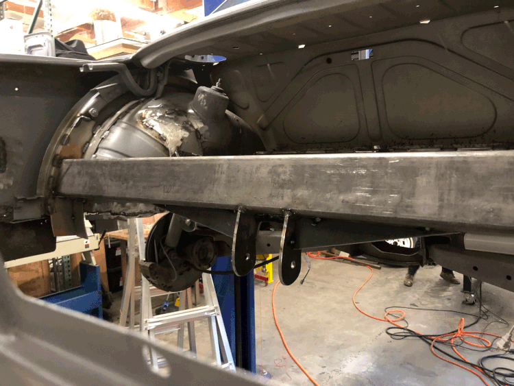 24-Rear-Mount-Complete.gif
