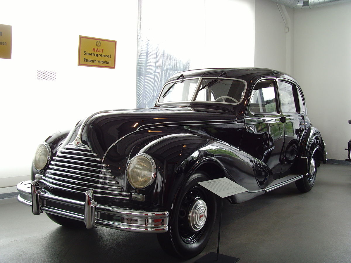 1200px-EMW_340-2_Limousine_1953_-_Flickr_-_KlausNahr.jpg